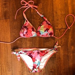 Gilly Hicks Floral Bikini